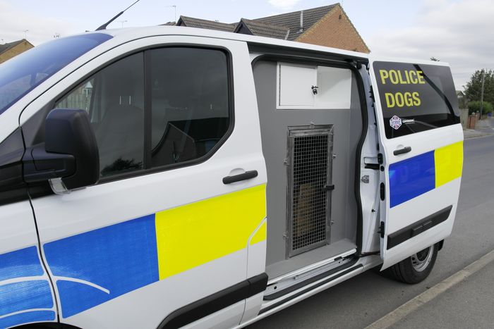 Police 4-Kennel Van